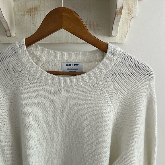 Old Navy | Sweater - Picture 3 of 8